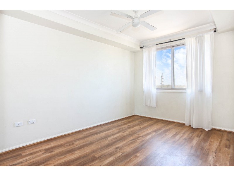 30/546-556 Woodville Rd, Guildford NSW 2161