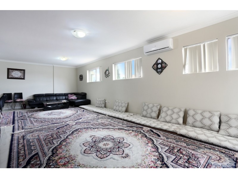 3/339 Woodville Rd, Guildford NSW 2161