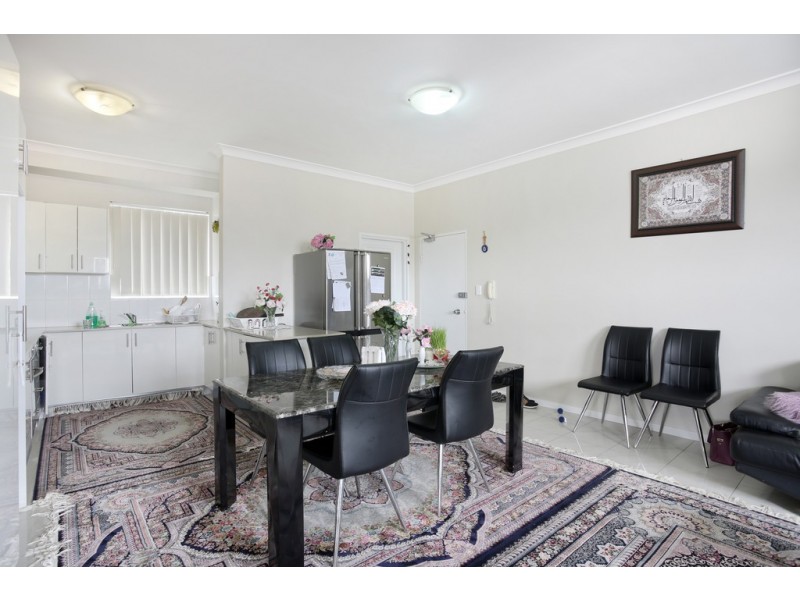 3/339 Woodville Rd, Guildford NSW 2161