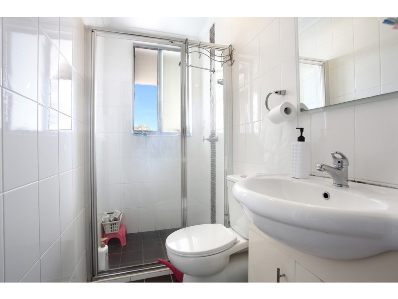 3/339 Woodville Rd, Guildford NSW 2161