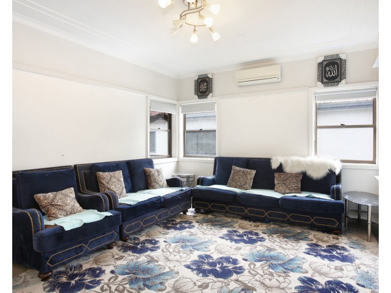 31 Rowley Rd, Guildford NSW 2161