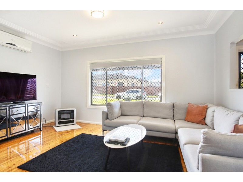 1 Leach Rd, Guildford NSW 2161