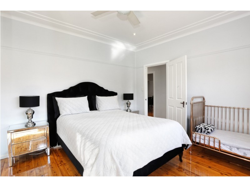 1 Leach Rd, Guildford NSW 2161