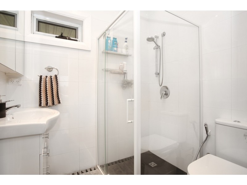 1 Leach Rd, Guildford NSW 2161