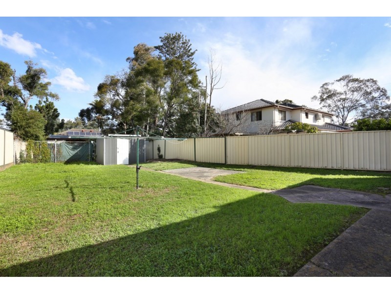 1 Leach Rd, Guildford NSW 2161