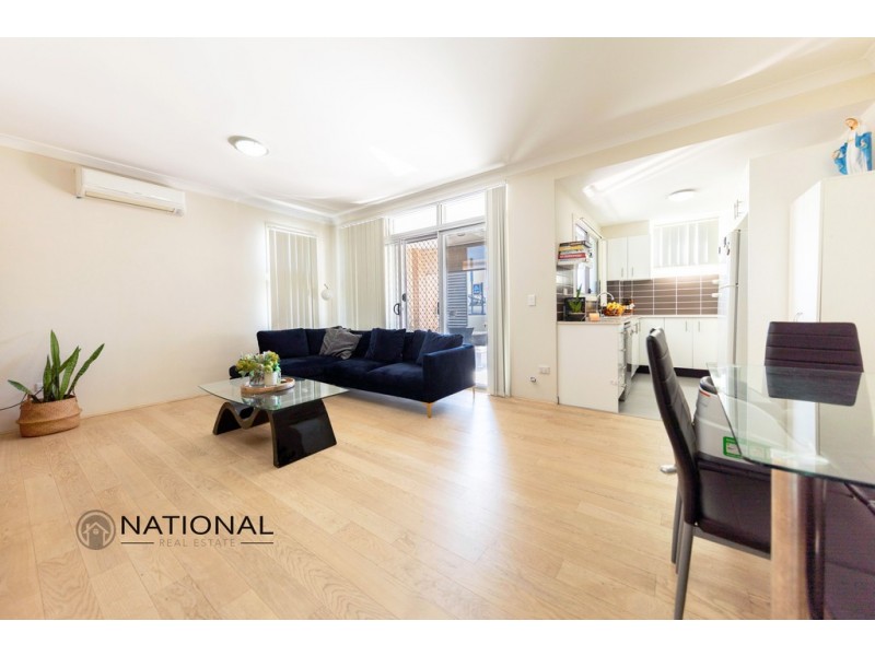 2/291 Woodville Rd, Guildford NSW 2161