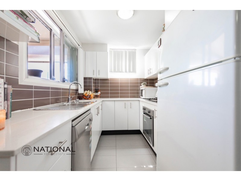 2/291 Woodville Rd, Guildford NSW 2161