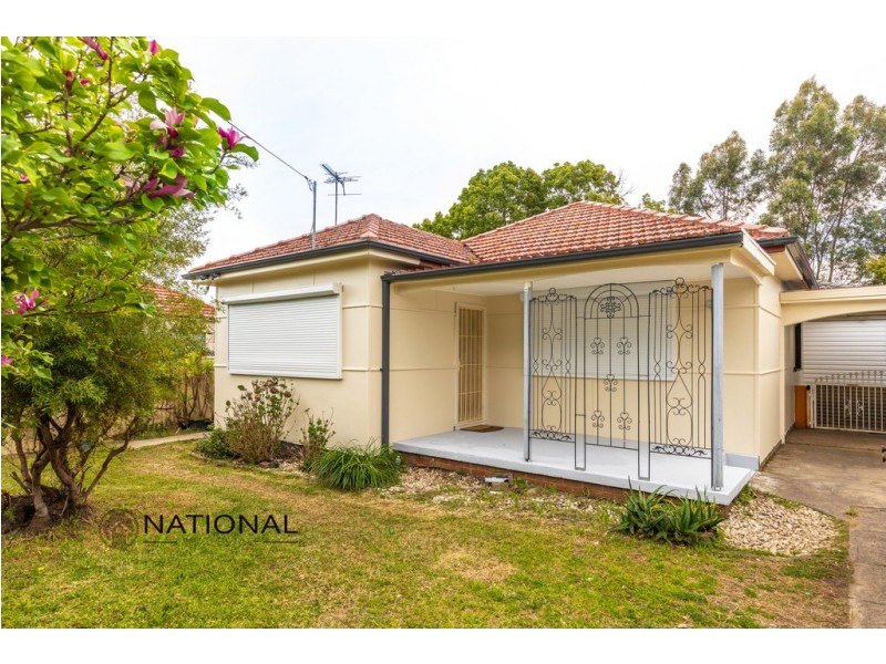 33 Mountford Avenue, Guildford NSW 2161