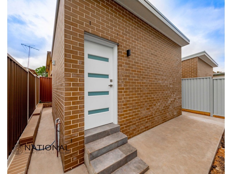 82b Dawson Road, Fairfield Heights NSW 2165