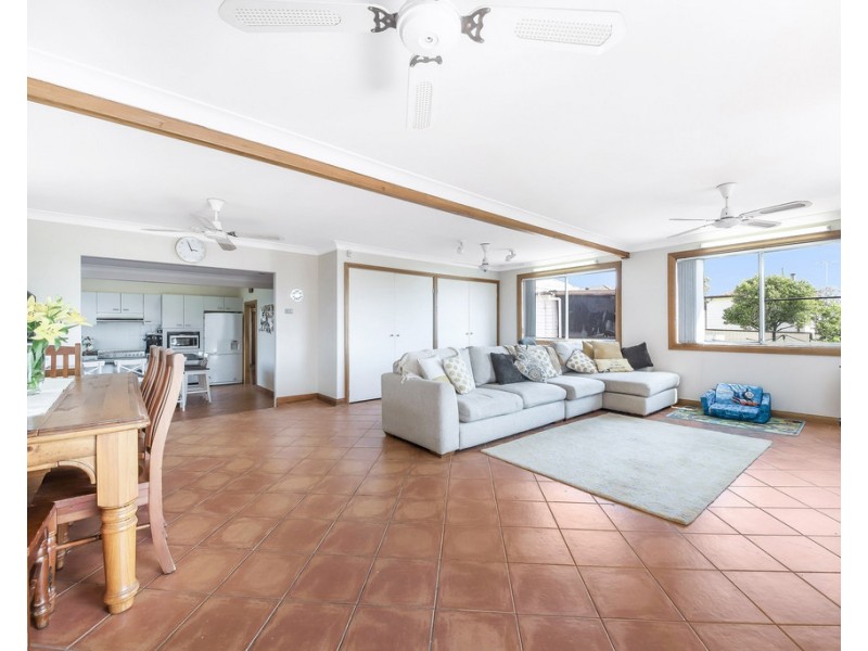 9 Taralga St, Old Guildford NSW 2161