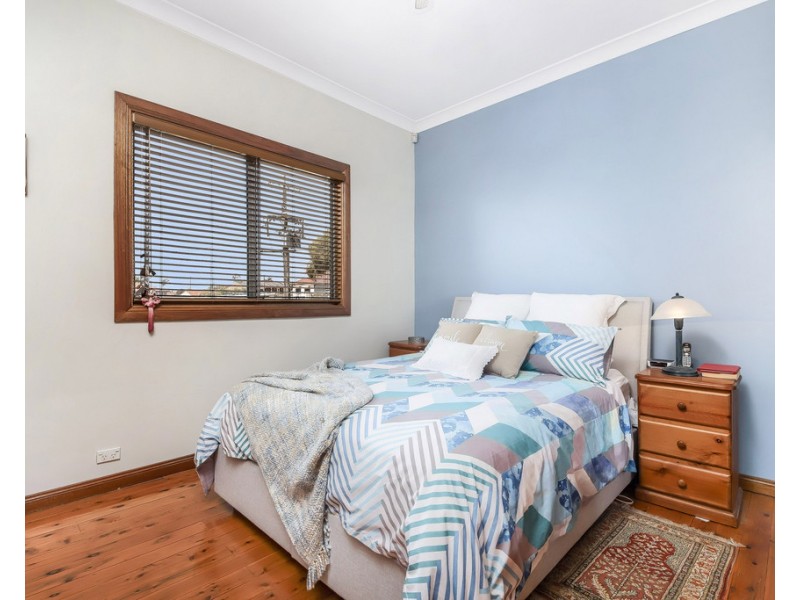 9 Taralga St, Old Guildford NSW 2161