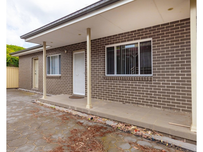 140a Burnett St, Merrylands NSW 2160