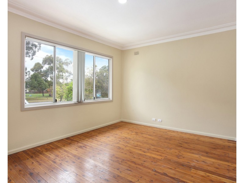 136a Centenary Rd, South Wentworthville NSW 2145