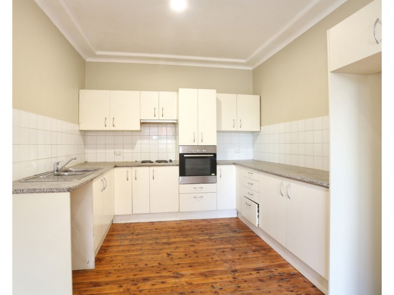 136a Centenary Rd, South Wentworthville NSW 2145