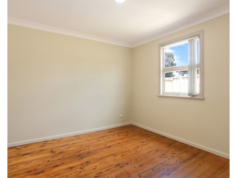 136a Centenary Rd, South Wentworthville NSW 2145