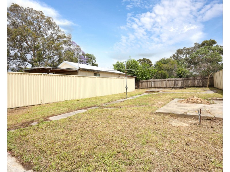 136a Centenary Rd, South Wentworthville NSW 2145