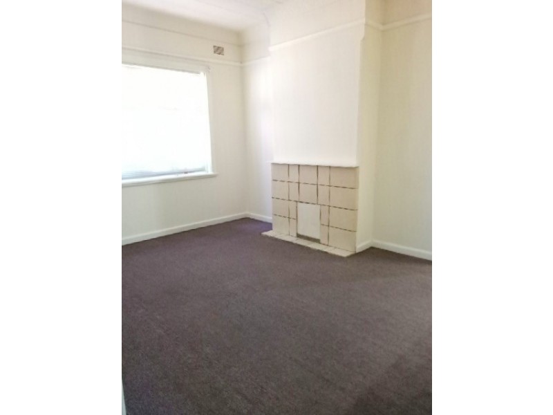 49 Woodville Road, Granville NSW 2142