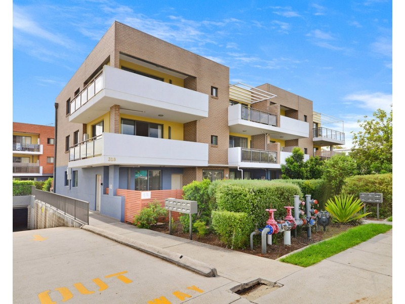 2/328 Woodville Road, Guildford NSW 2161