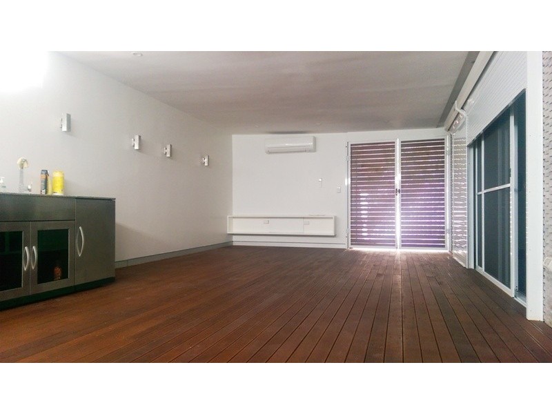 18 Talbot Rd, Guildford NSW 2161