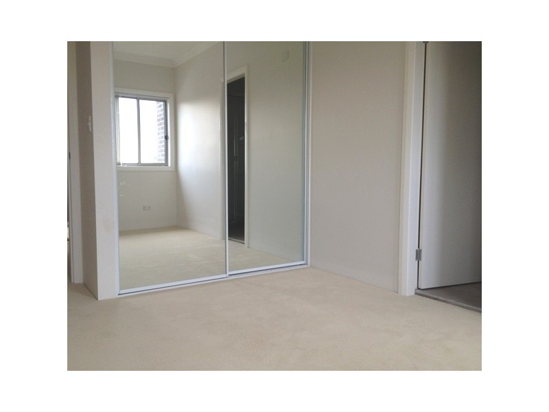 4/37 Rosebery Road, Guildford NSW 2161