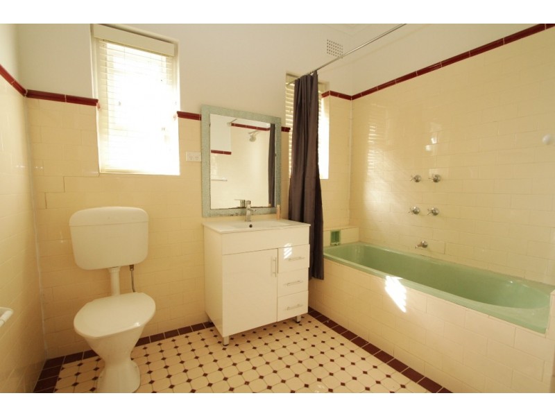 54 Chamberlain Road, Guildford NSW 2161