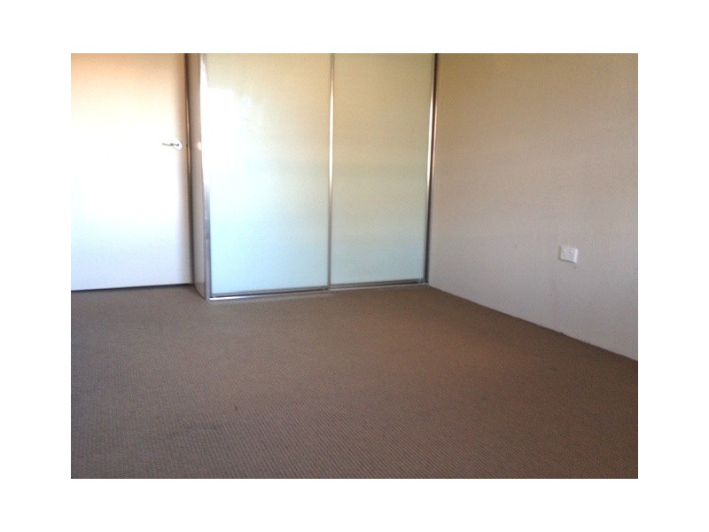 12/26-28 Oxford St, Merrylands NSW 2160