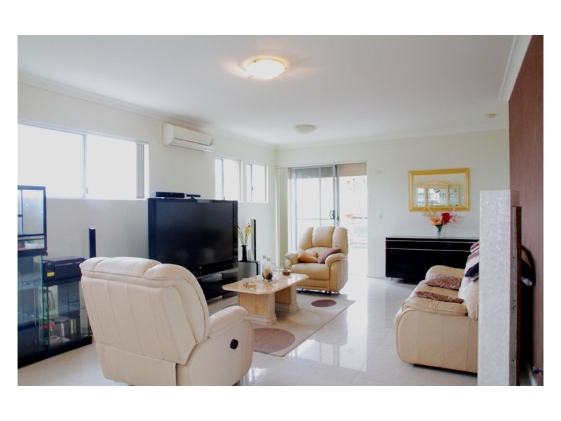 3/339 Woodville Road, Guildford NSW 2161