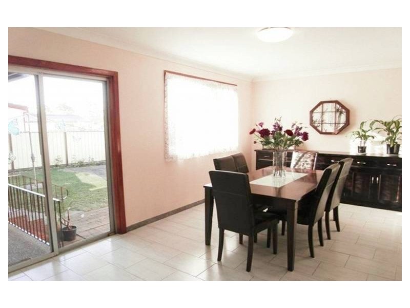 123 Chifley Street, Smithfield NSW 2164