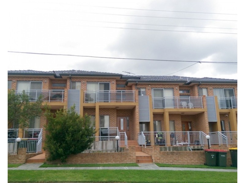 8/33-35 Claremont St, Merrylands NSW 2160