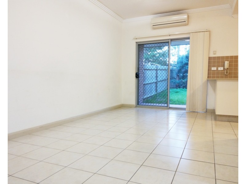 8/33-35 Claremont St, Merrylands NSW 2160