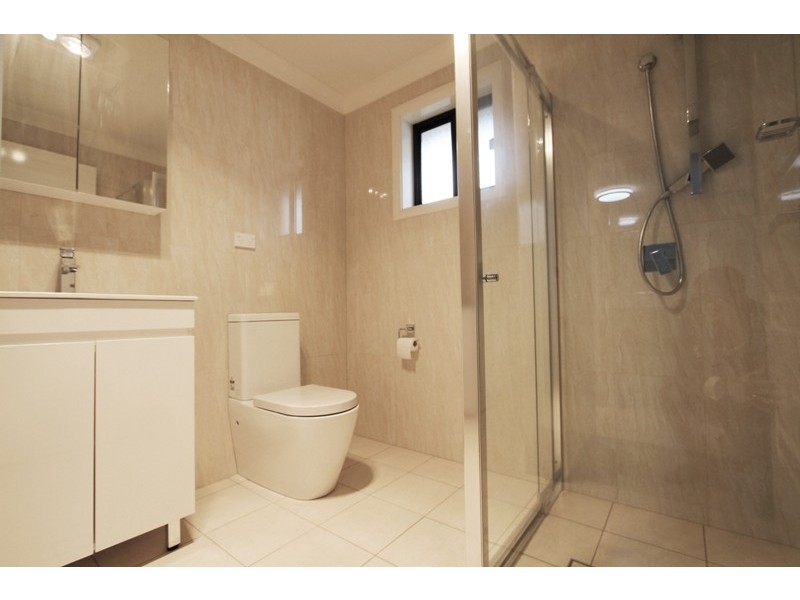 12a Henry St, Guildford NSW 2161