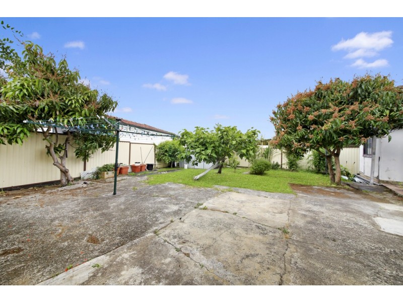 13 Springfield Street, Guildford NSW 2161