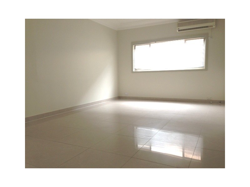 5 Verlie Street, South Wentworthville NSW 2145