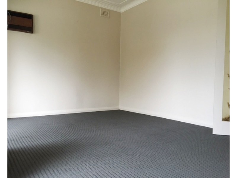 77 Henry Street, Guildford NSW 2161