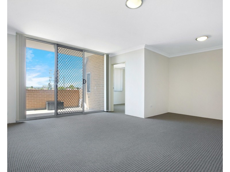 10/291-293 Woodville Rd, Guildford NSW 2161