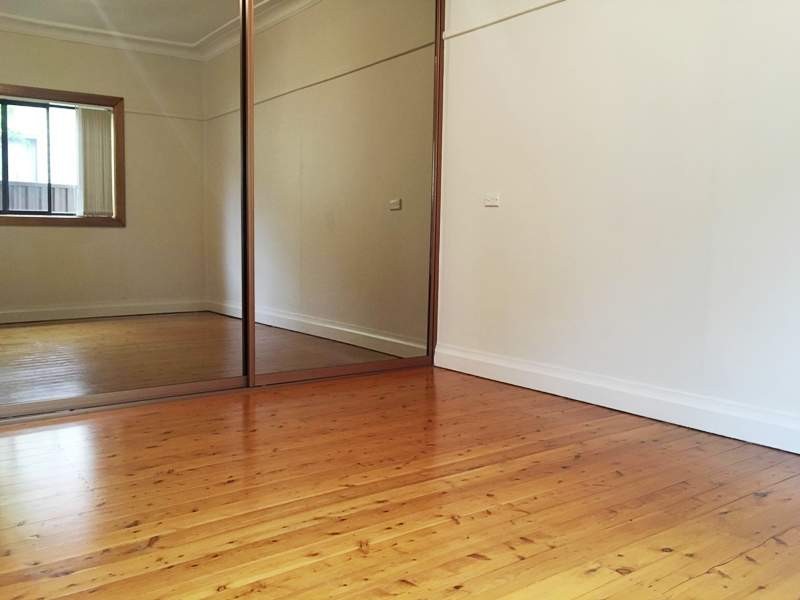 11 Bird Avenue, Guildford NSW 2161