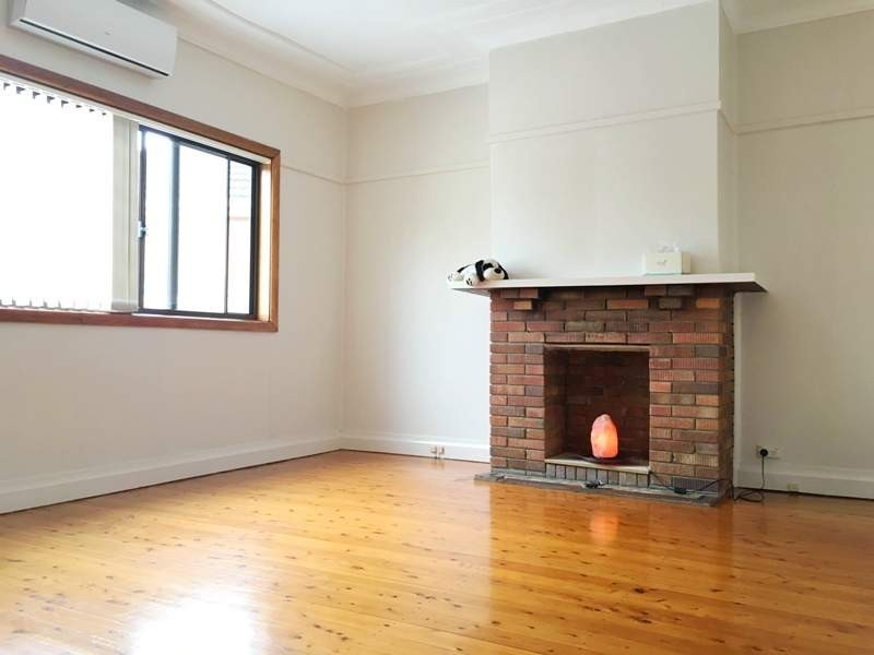 11 Bird Avenue, Guildford NSW 2161