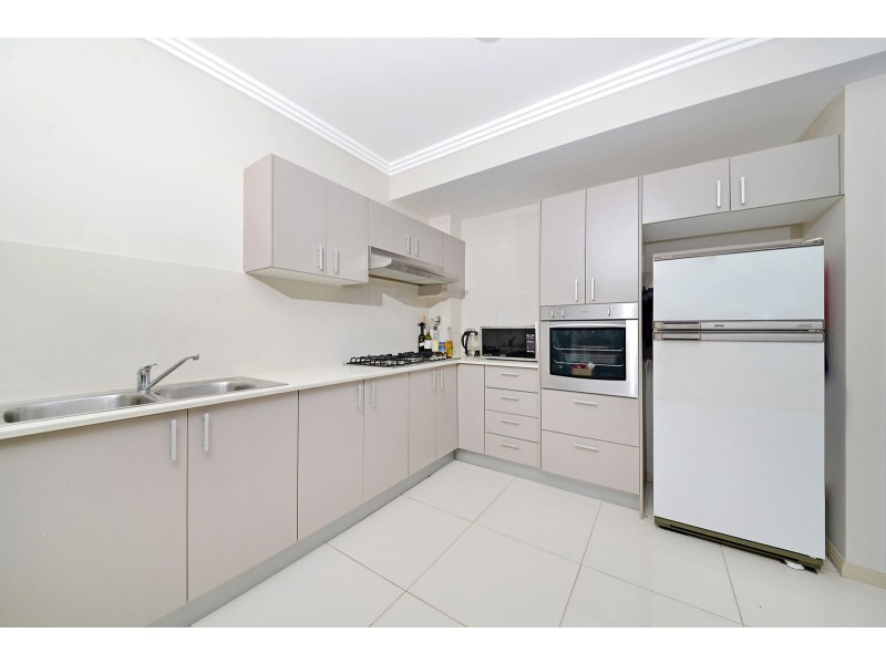 328 Woodville Rd, Guildford NSW 2161