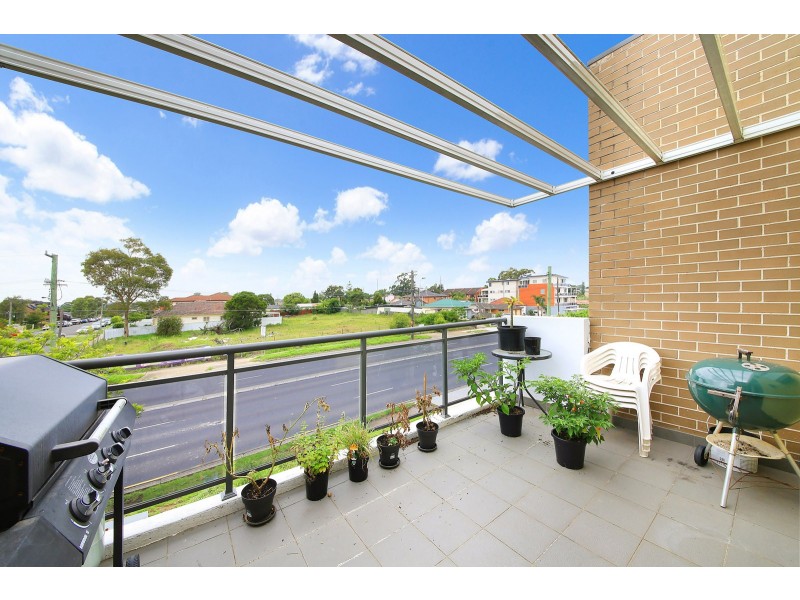 328 Woodville Rd, Guildford NSW 2161