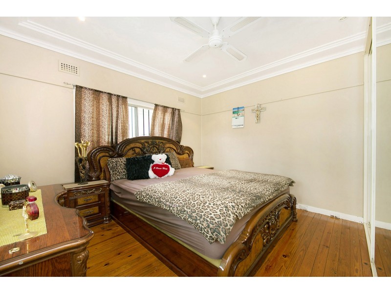 4 Allison Road, Guildford NSW 2161