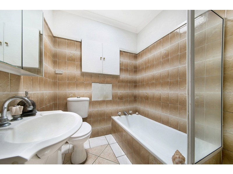 4 Allison Road, Guildford NSW 2161