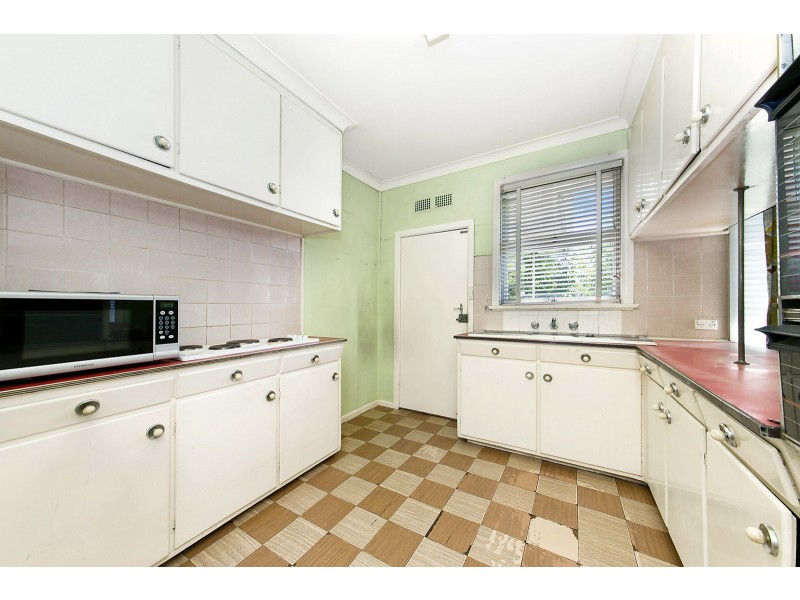 30 Lough Ave, Guildford NSW 2161