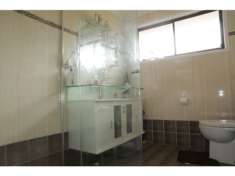 53 Grevillea Crescent, Prestons NSW 2170