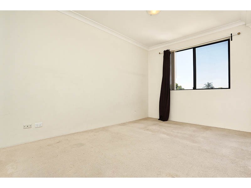 11/39 Earl Street, Merrylands NSW 2160