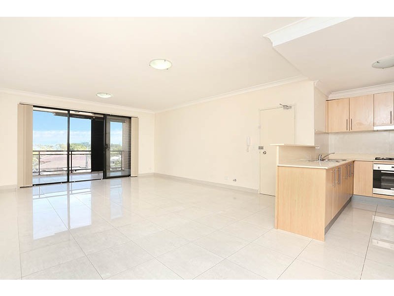 11/39 Earl Street, Merrylands NSW 2160