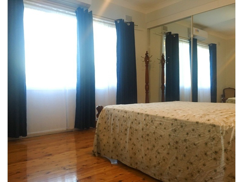 21 Johnstone Street, Guildford NSW 2161