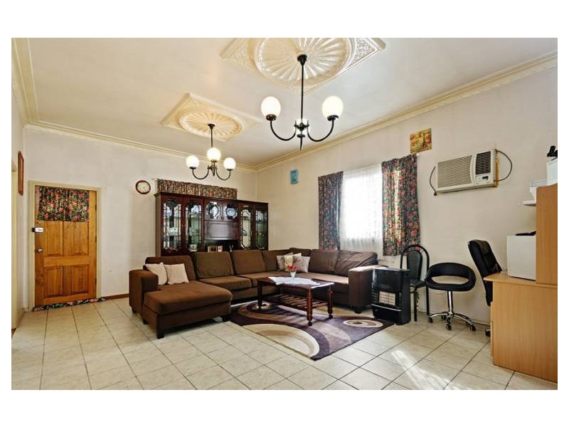 545 woodville Road, Guildford NSW 2161