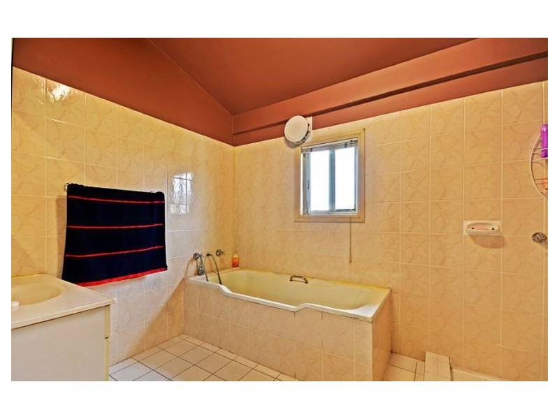 545 woodville Road, Guildford NSW 2161