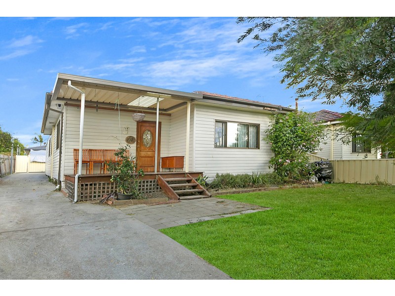 29 Railway Street, Yennora NSW 2161