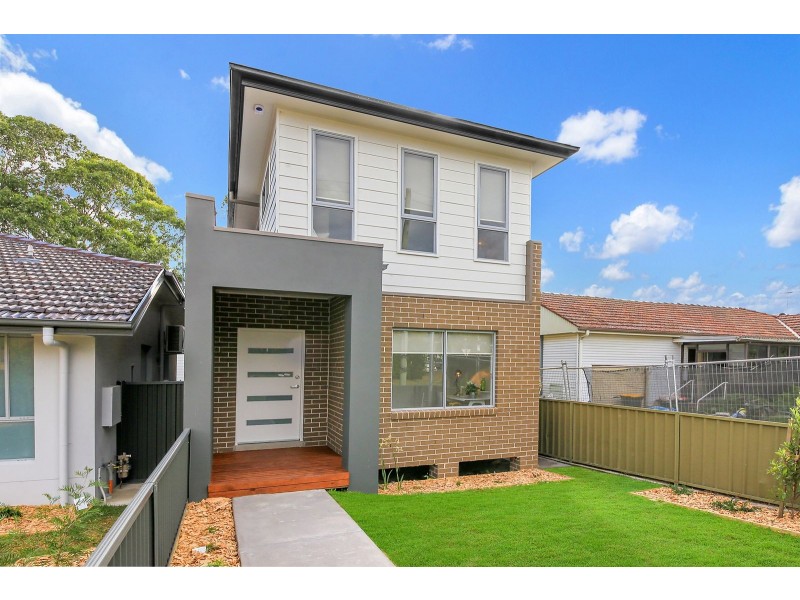 20 Centenary Rd, Merrylands NSW 2160